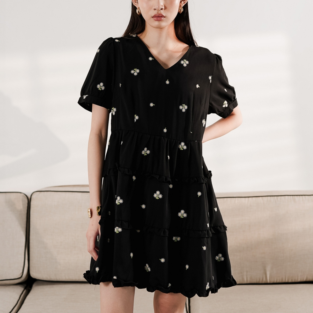 This Is April Inka Dress Midi Dress Wanita Ruffle Lengan Pendek Black