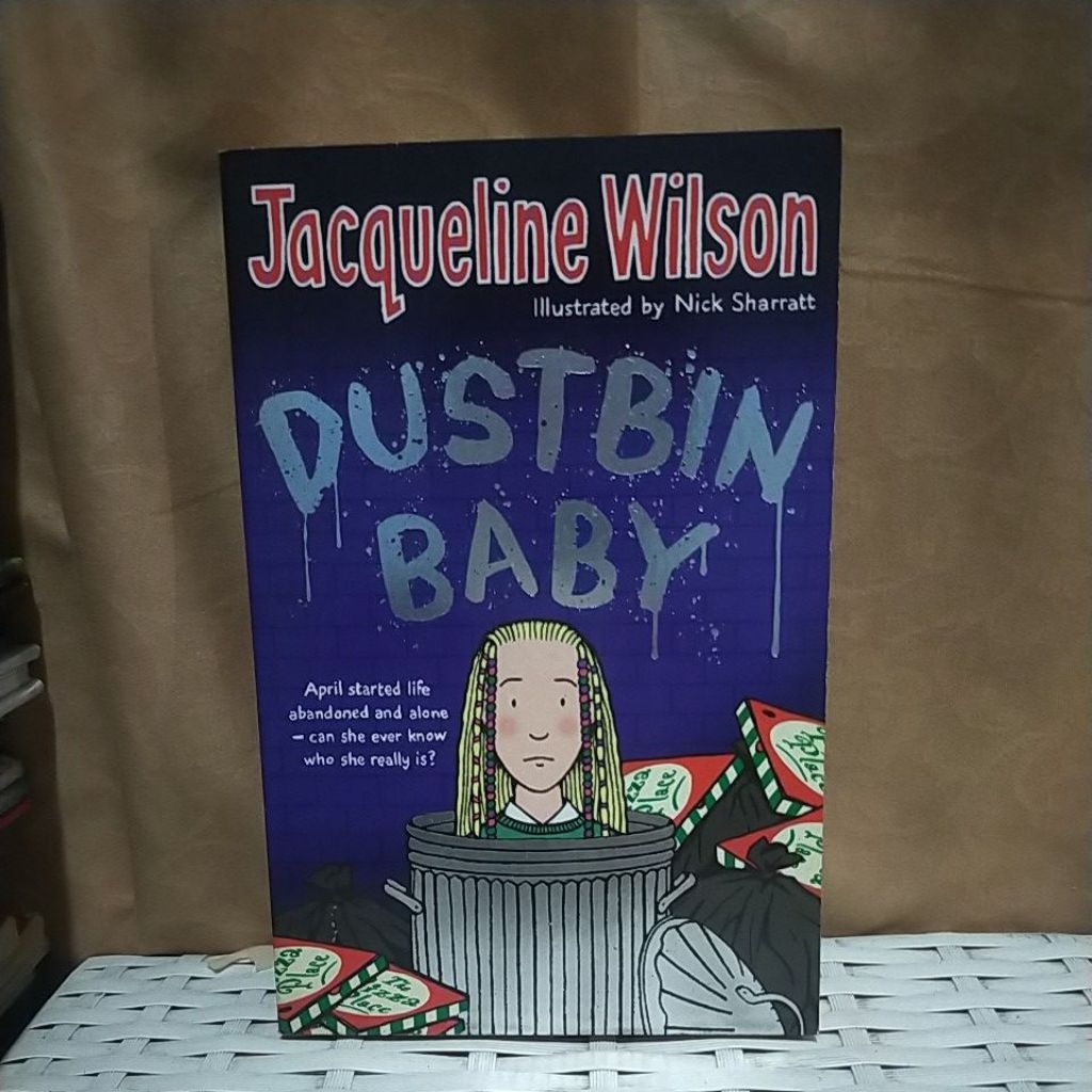 JACQUELINE WILSON - DUSTBIN BABY