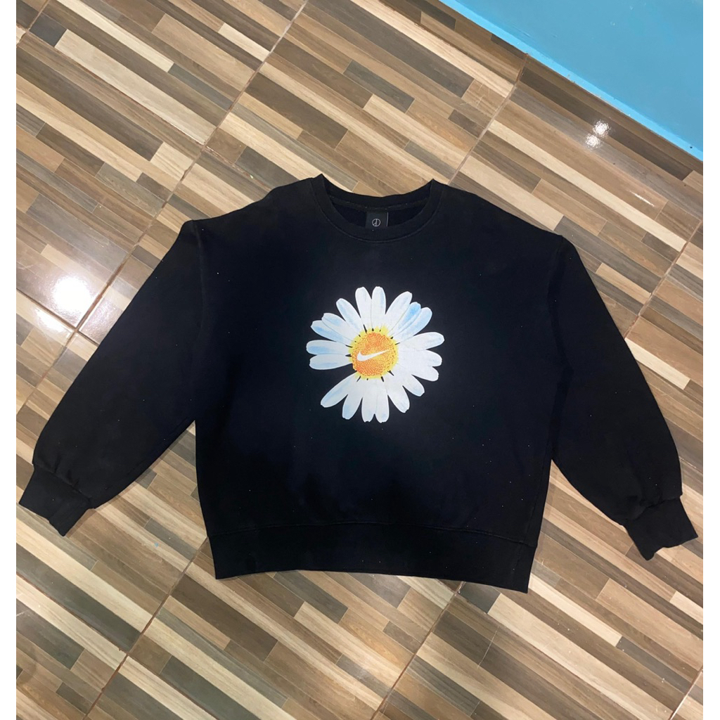 NEGO Crewneck Nike x Peaceminusone