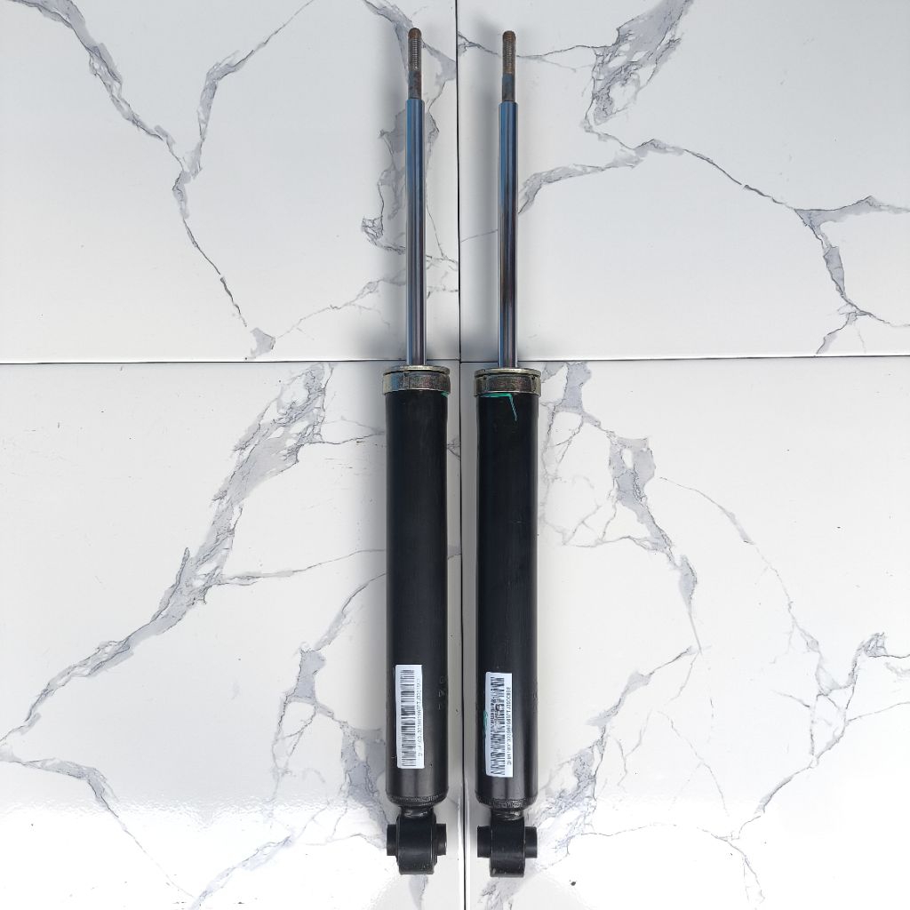 shock wuling cortez tipe c belakang