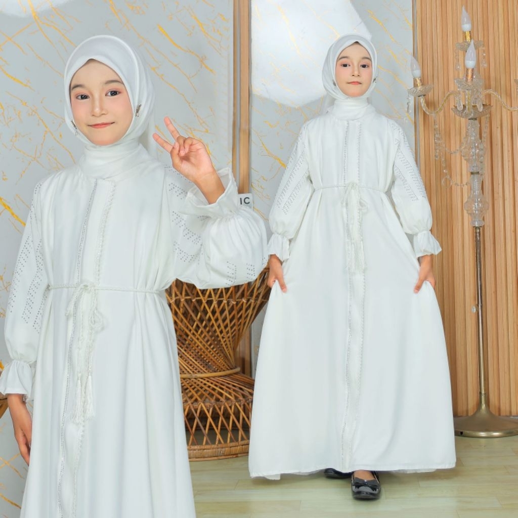 LAILI ABAYA ANAK ALISYA PUTIH