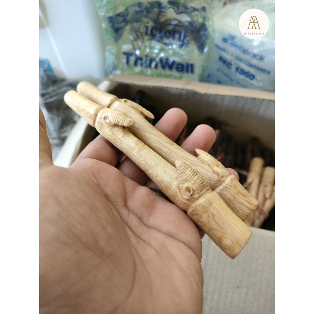 AJISAKA_ART | pipa once / once cangklong ukir bambu kayu kemuning
