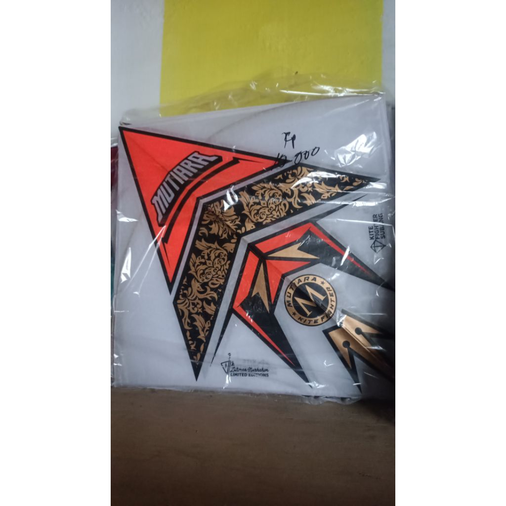 Layangan Sukoi Turnamen MUTIARA Petung