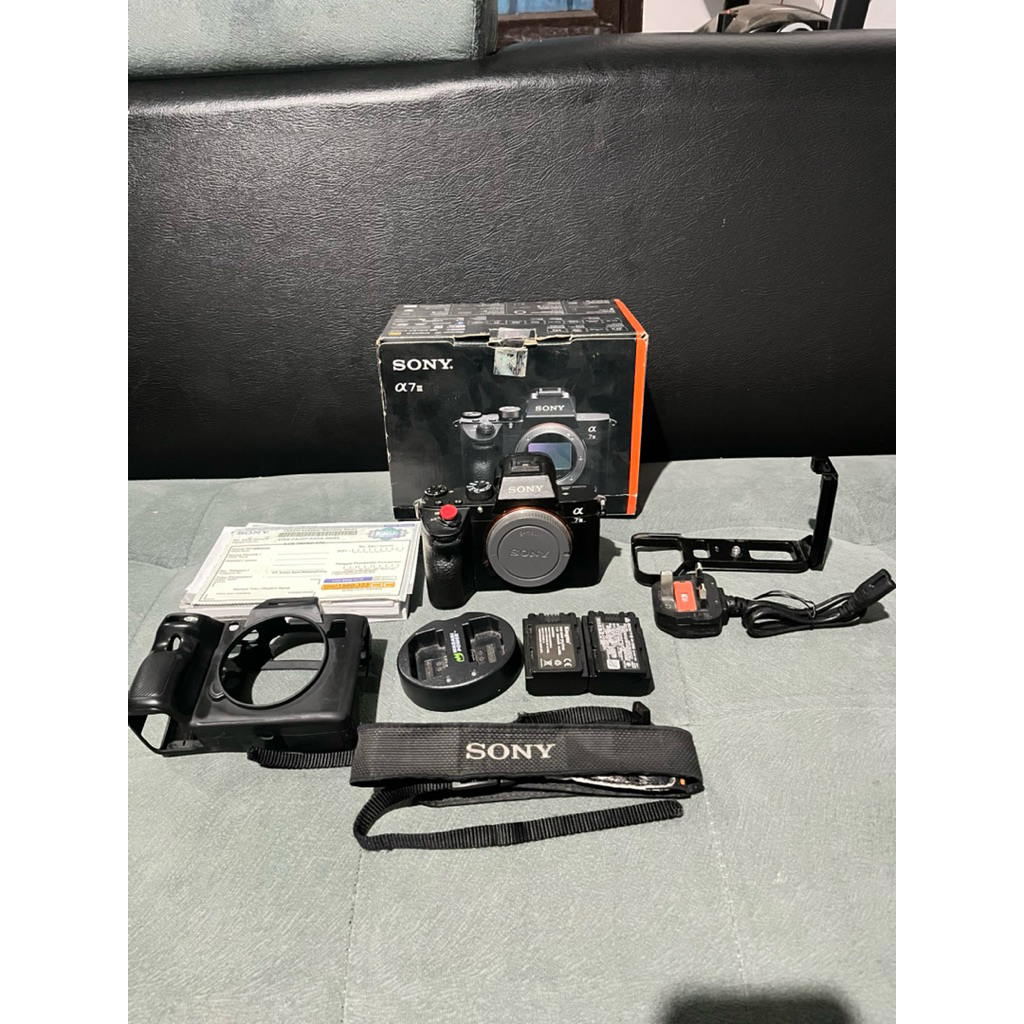 Body only sony A7iii second