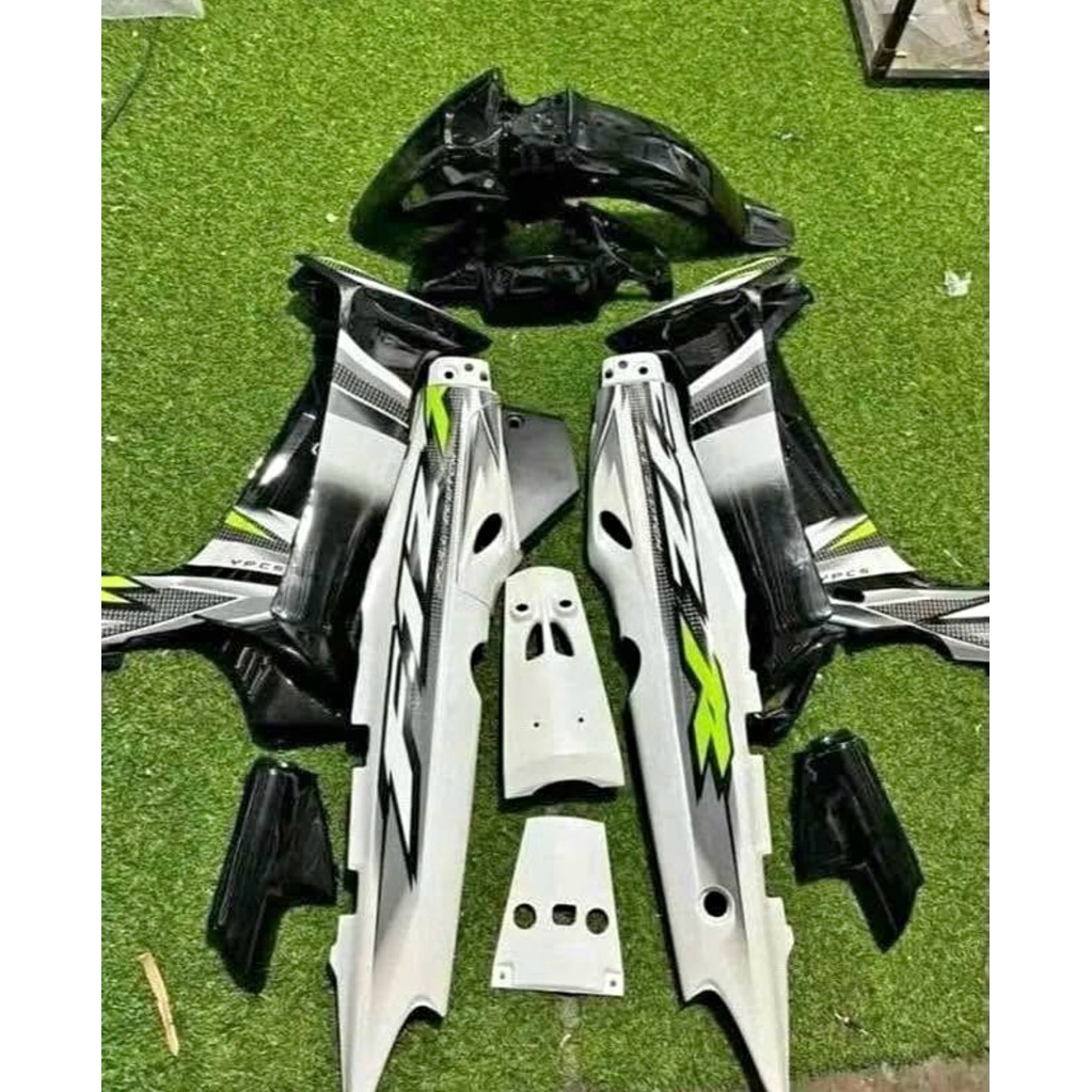 COVER BODY HALUS FULL SET YAMAHA FIZ R HITAM PUTIH STRIPING HIJAU STABILO 2004