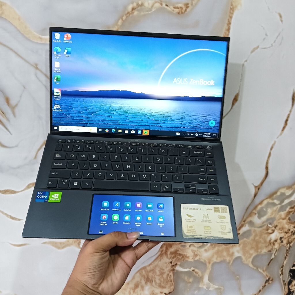 ASUS ZENBOOK 14 UX435SE