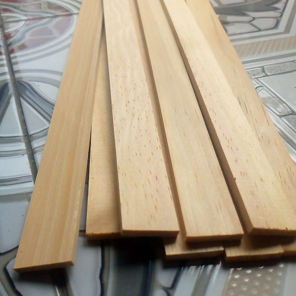 papan kayu jati belanda L 2cm P 40cm Tebal 4mili