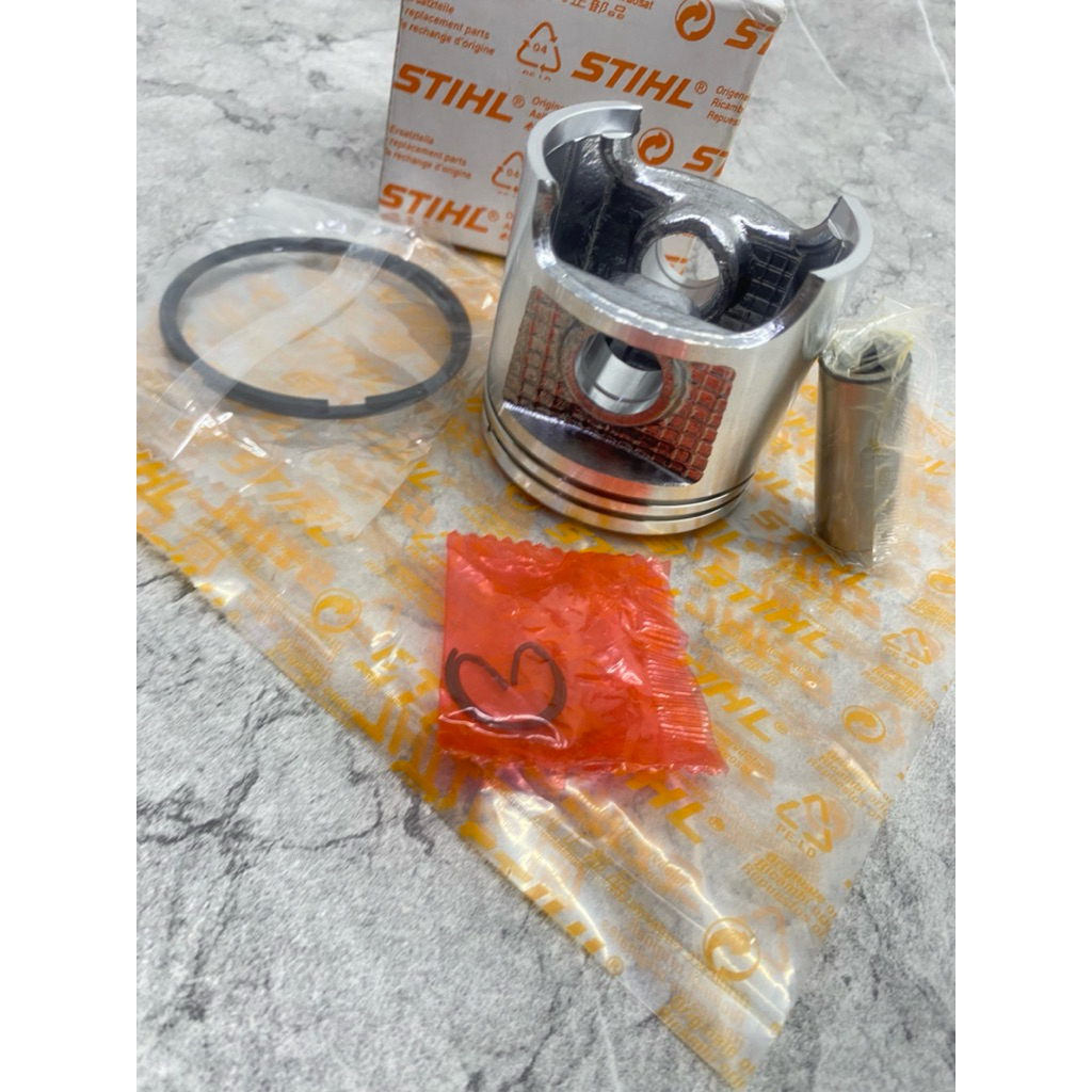 070 Piston Assy STHIL