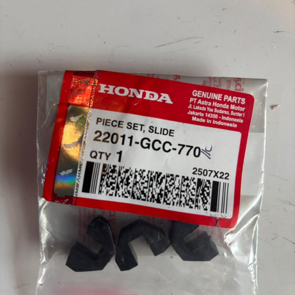 22011-GCC-770 Piece Slide Beat Scoopy Spacy Vario 110 CW Karbu Fi injeksi 1set 3pc