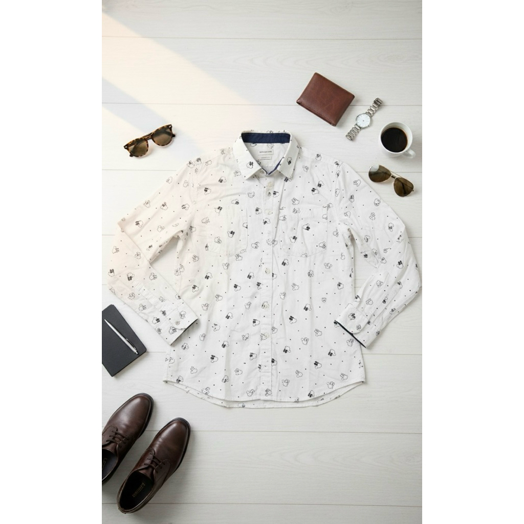 Kemeja Putih Nevada x Disney - Motif Doodle