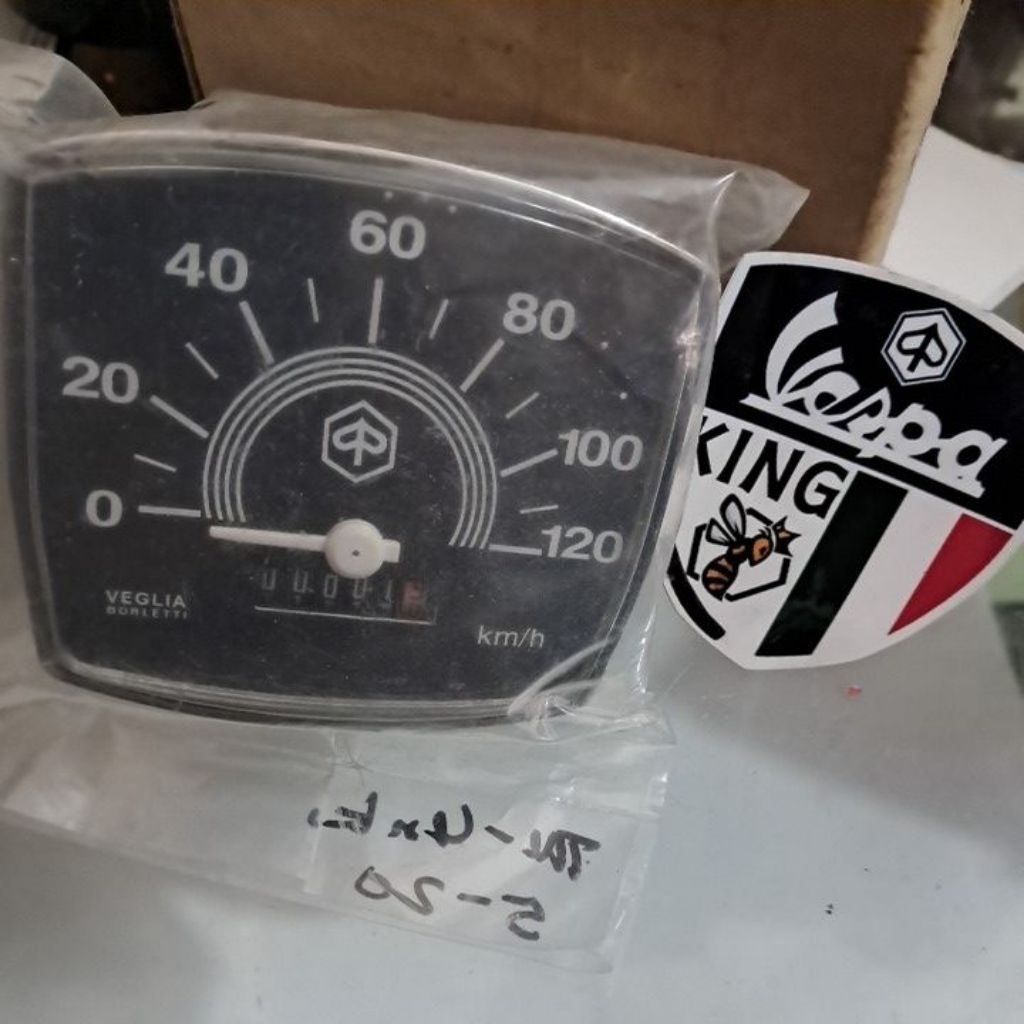 spedometer vespa PTS embos cung veglia Hitam vespa PTS 100