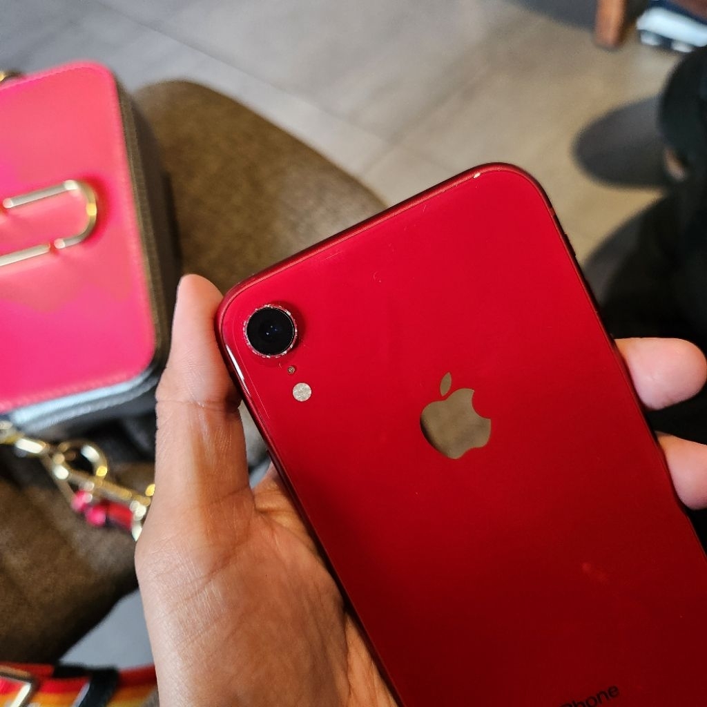 IPHONE XR 128GB BH 76% HP Second Murah