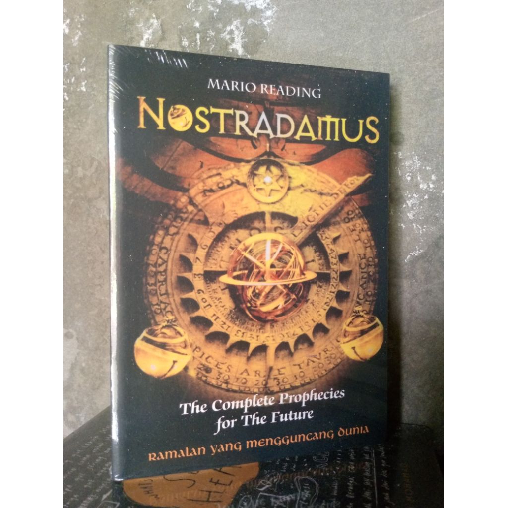 Buku novel remaja #NOSTRADAMUS...