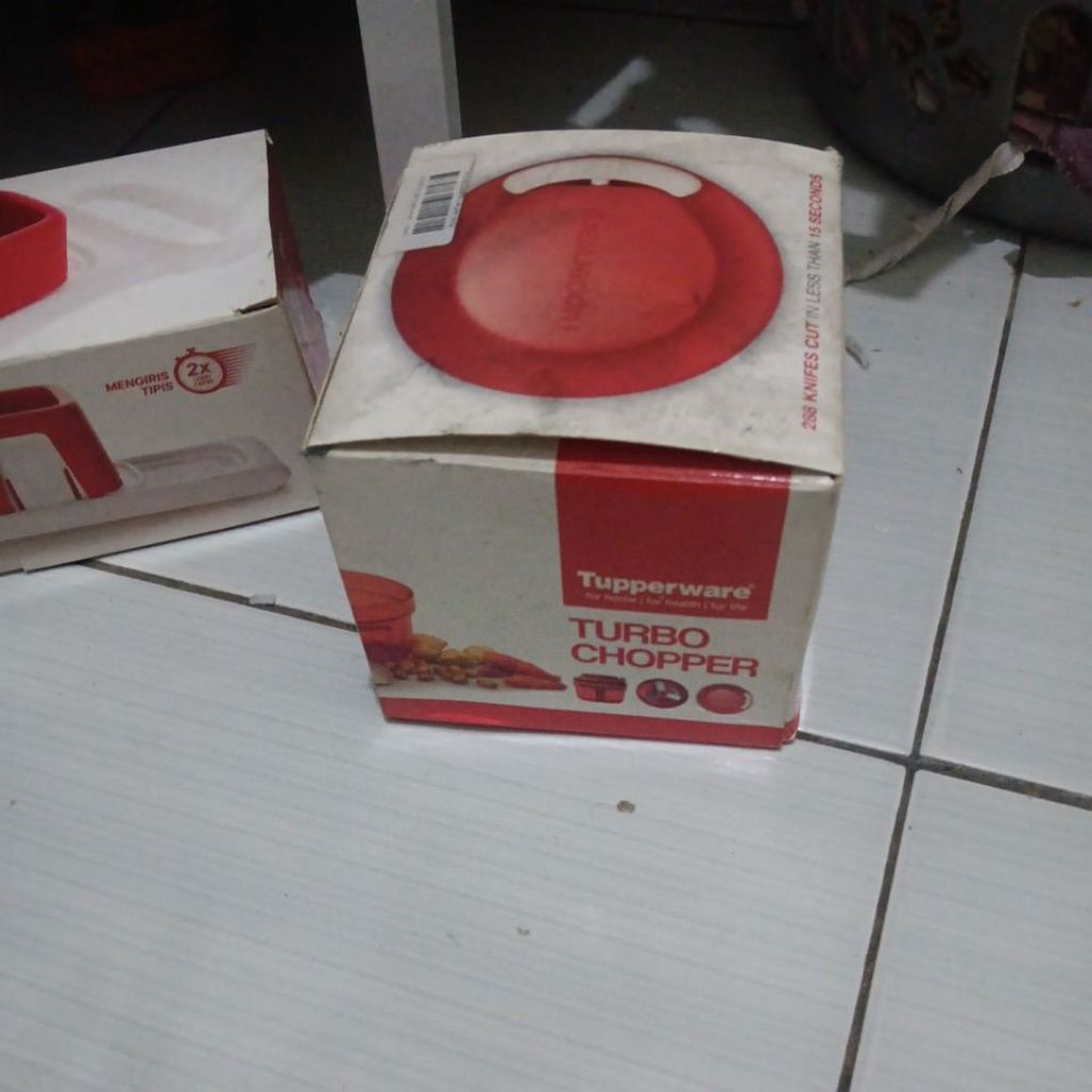 Turbo chopper tupperware