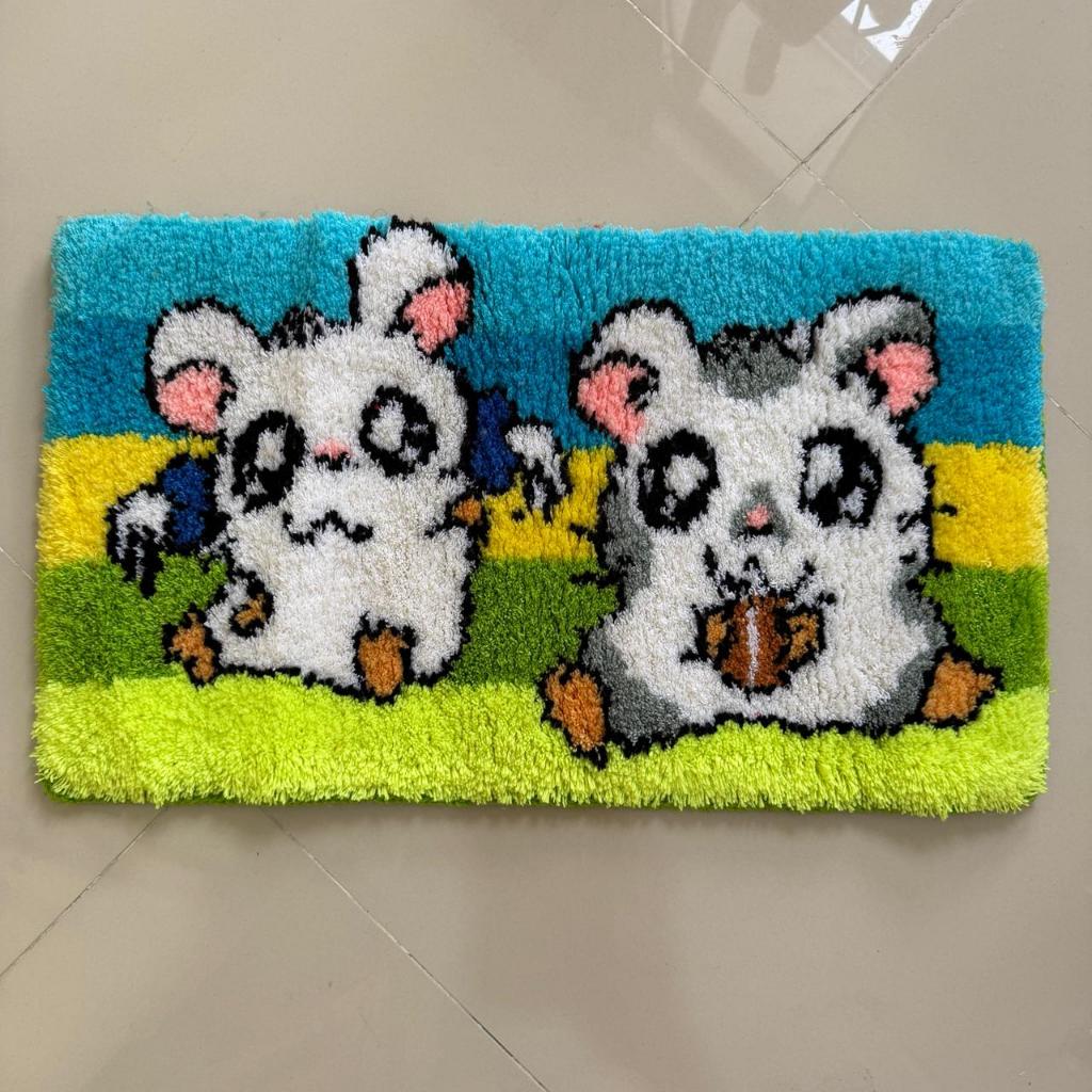 Karpet Rajut Benang Tebal Home made Serap Air Kamar Mandi Ruang Tamu Hamtaro Monkichi Kero Keropi