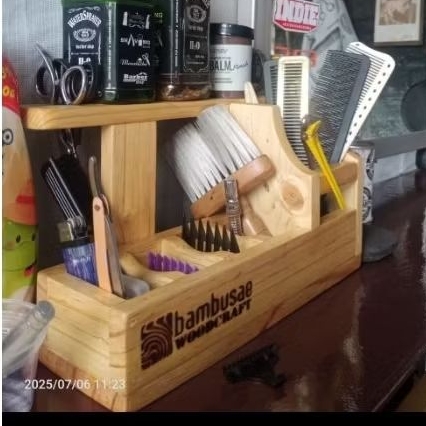 Rak Gunting & Kliper Barbershop