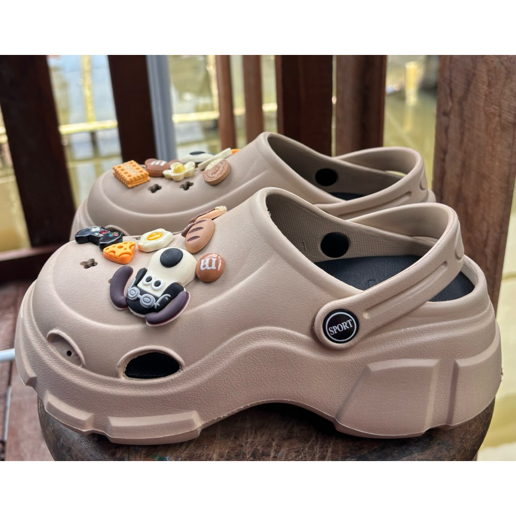 PRELOVED Sendal Tinggi Wanita Sendal Baim Jibbitz | RealPict