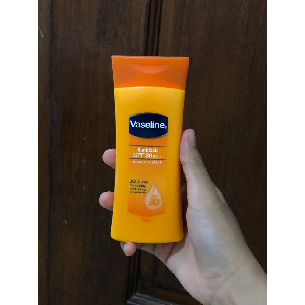 VASELINE Sunblock SPF30 PA++
