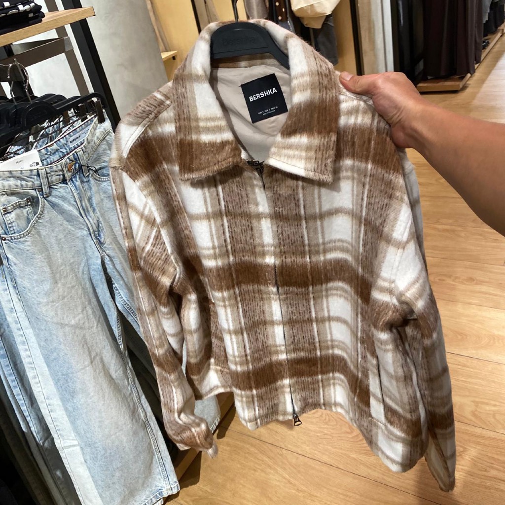 Jastipp. Jacket Zipper Outwear Bershka (MAN)