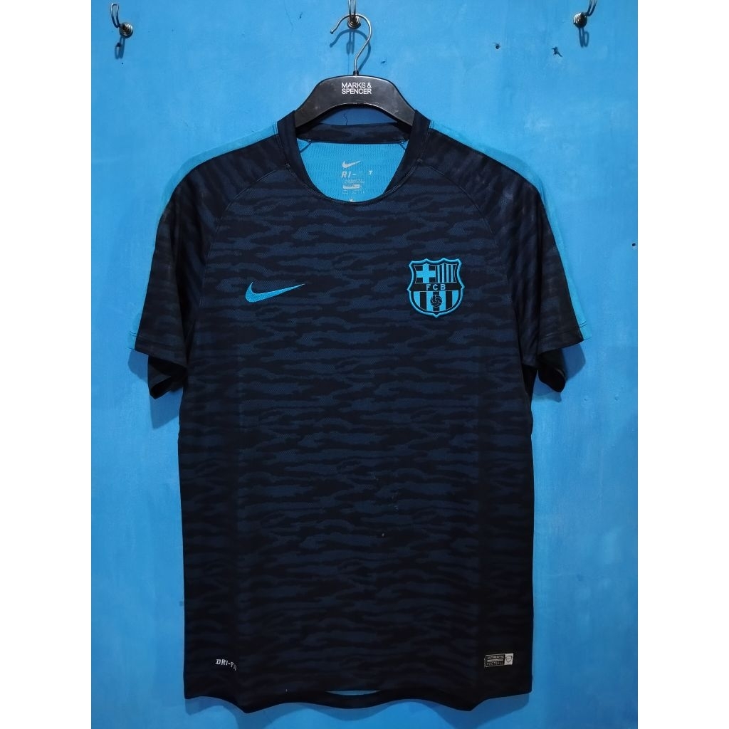 Jersey Barcelona Training Retro