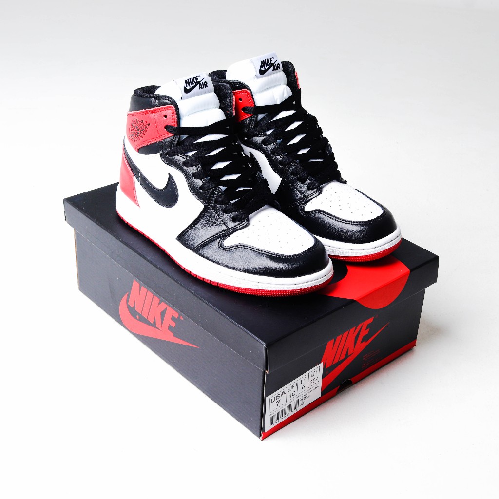 Nike Air Jordan 1 Retro High Og Black Toe
