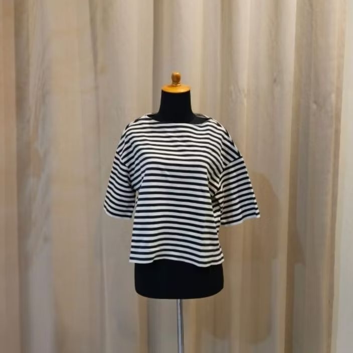[PRELOVED] UNIQLO Blouse Sweater Top Size M | Atasan Wanita Uniqlo Blouse Sweater