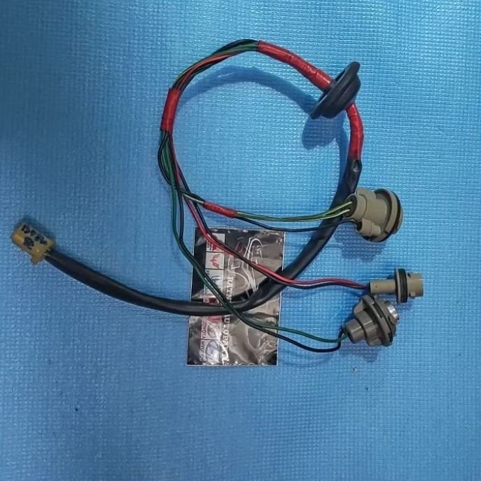 Socket Lampu Stoplamp/Lampu Belakang All New Avanza/Xenia
