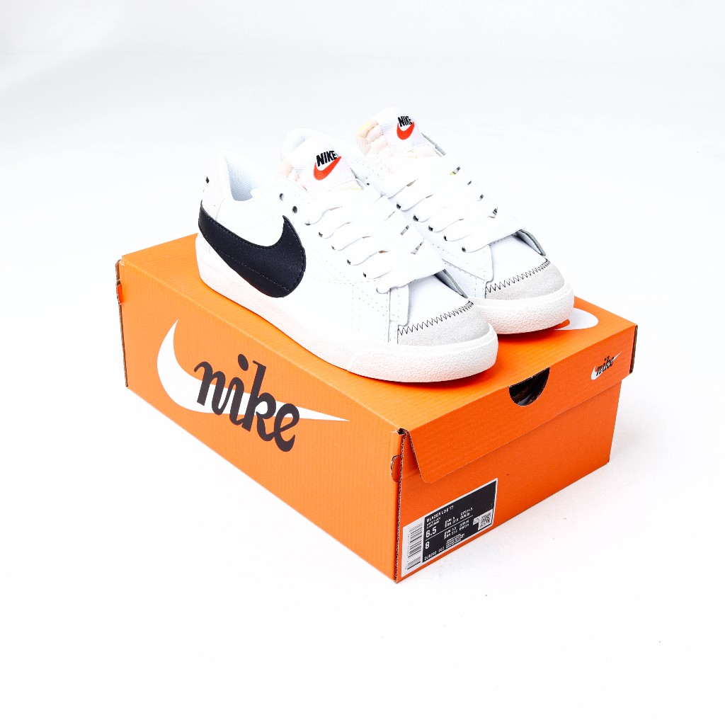 Nike Wmns Blazer Low 77 Jumbo White Black