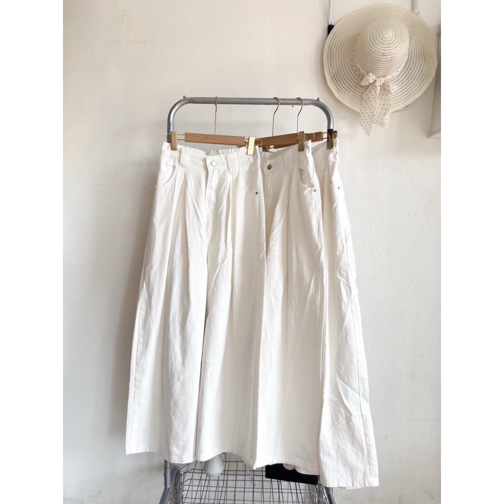 TASYA KULOT - KULOT JEANS PUTIH TEBAL - KULOT JEANS PUTIH SIMPEL & ADEM