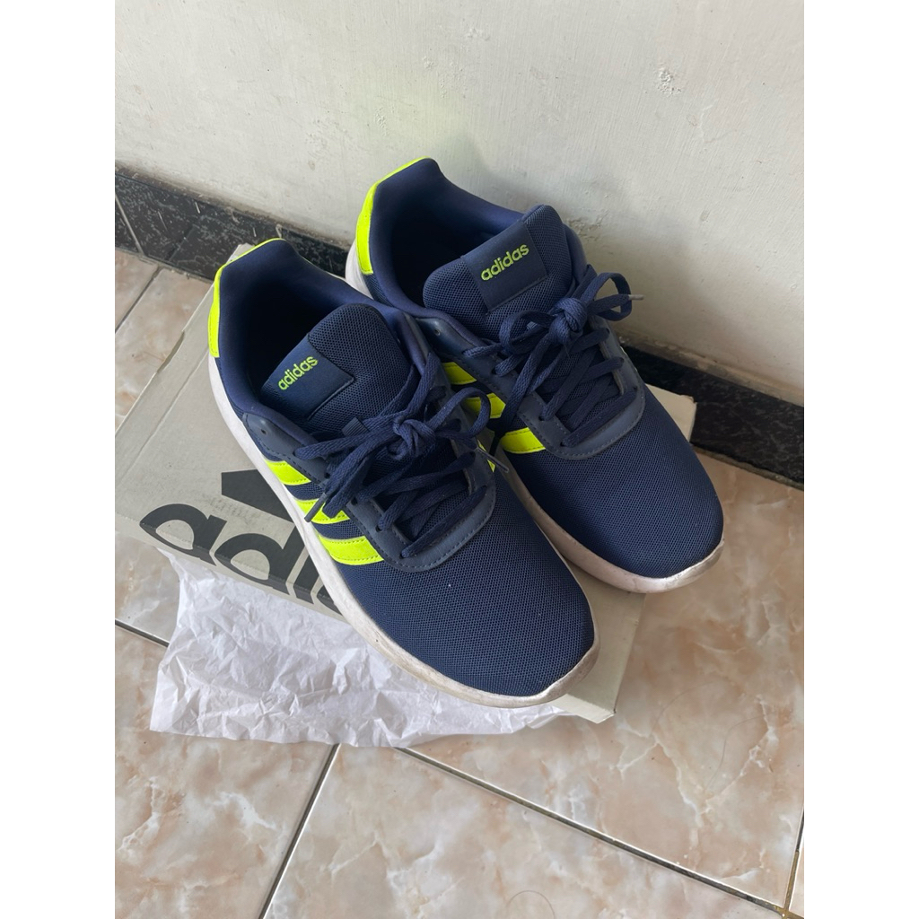 Running Shoes Adidas Preloved