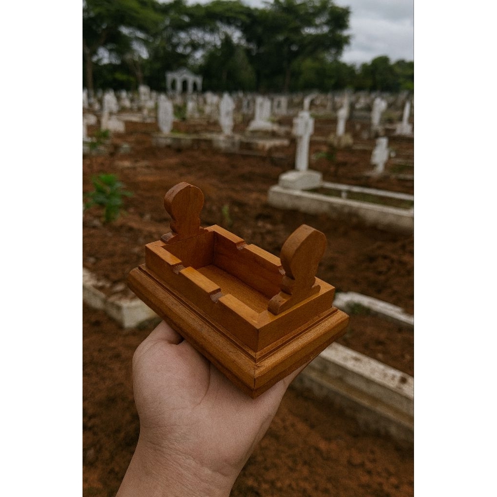 asbak kayu/asbak murah/asbak kuburan/asbak unik& bahan pilihan Kuwat Redy stok