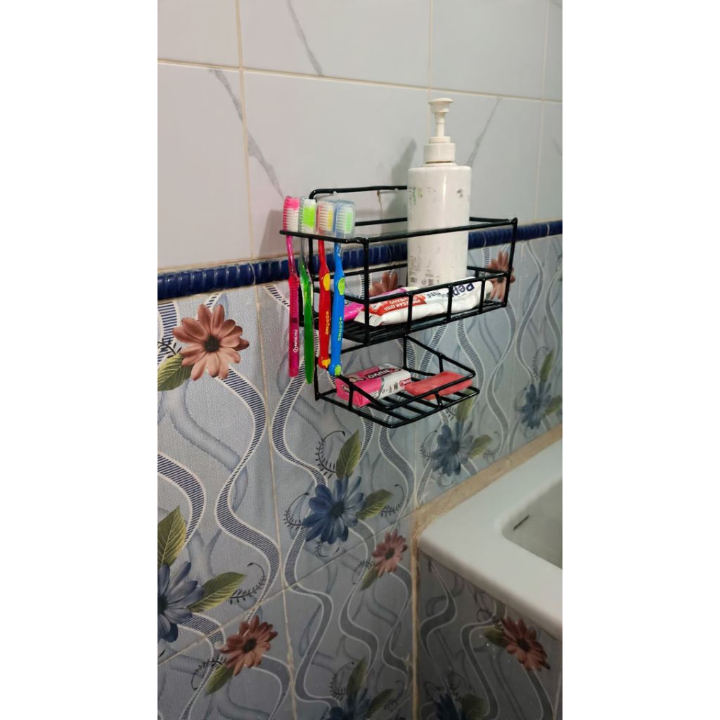 Tempat sabun sikat gigi dan perlengkpan kamar mandi