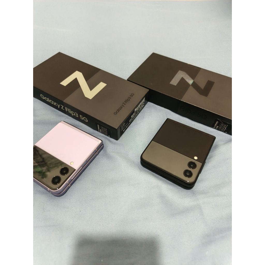 Samsung Galaxy Z Flip 3 Purple 256GB Second