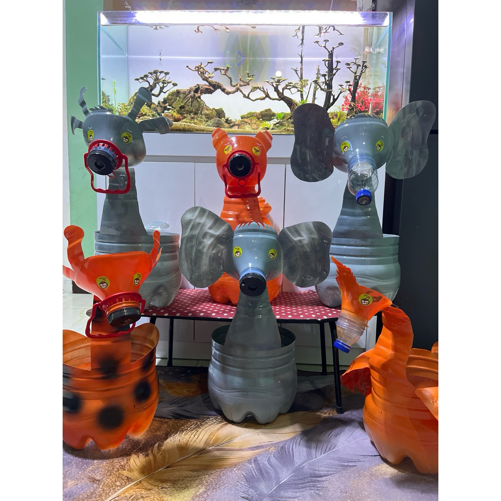 Pot lucu dari botol galon leminerale,Pot karakter,pot angguk angguk