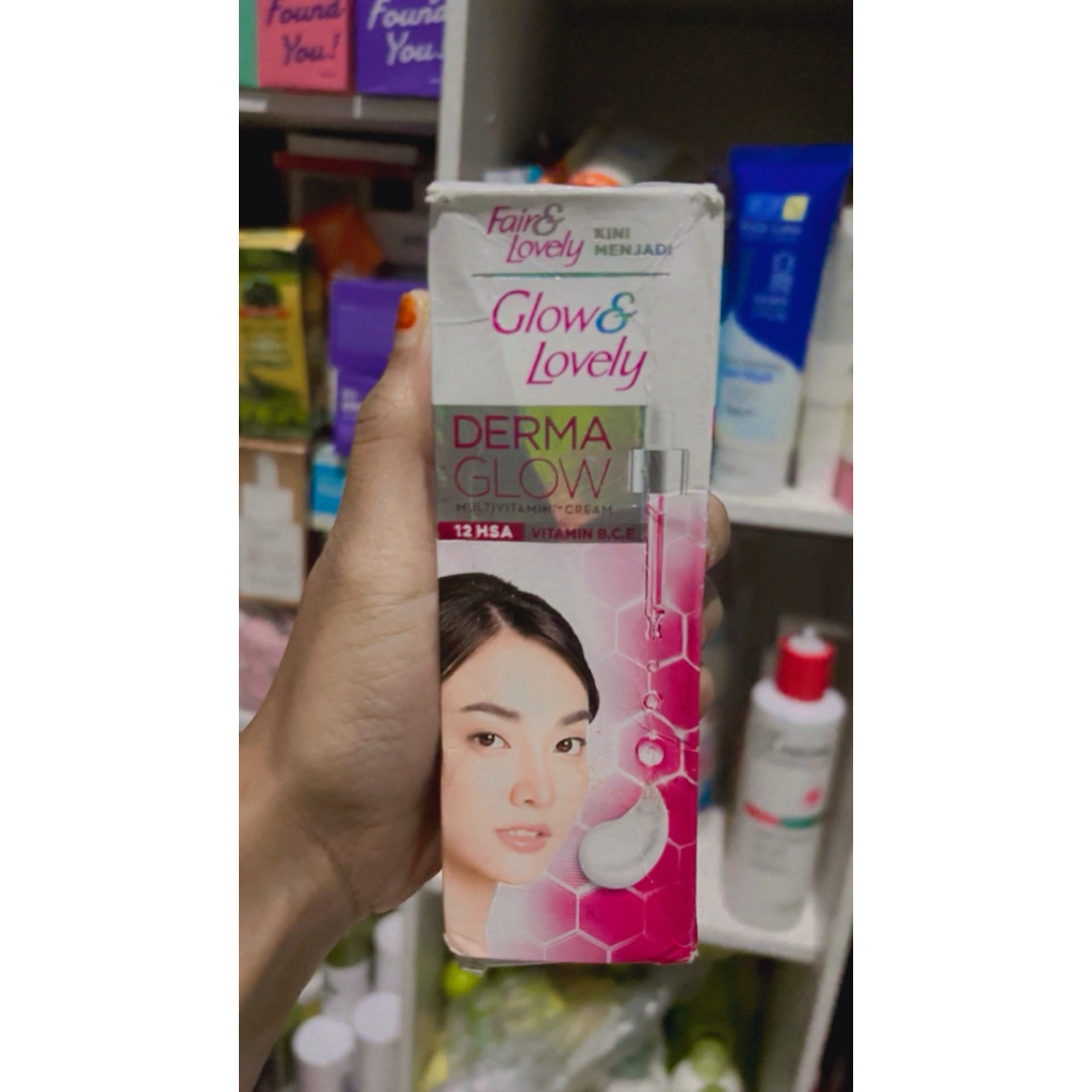 Glow and lovely Derma Glow mutivitamin cream 46 gr .