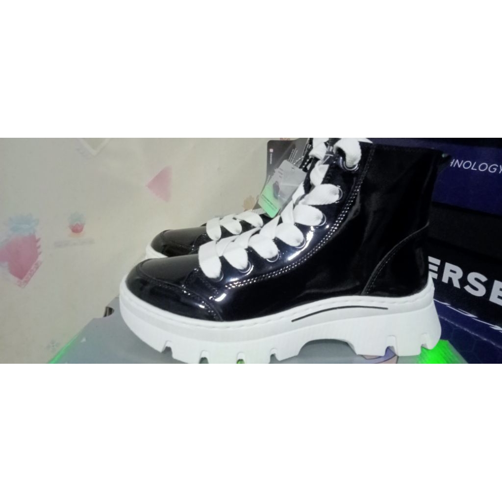 Skechers Roadies Hitam Size 36