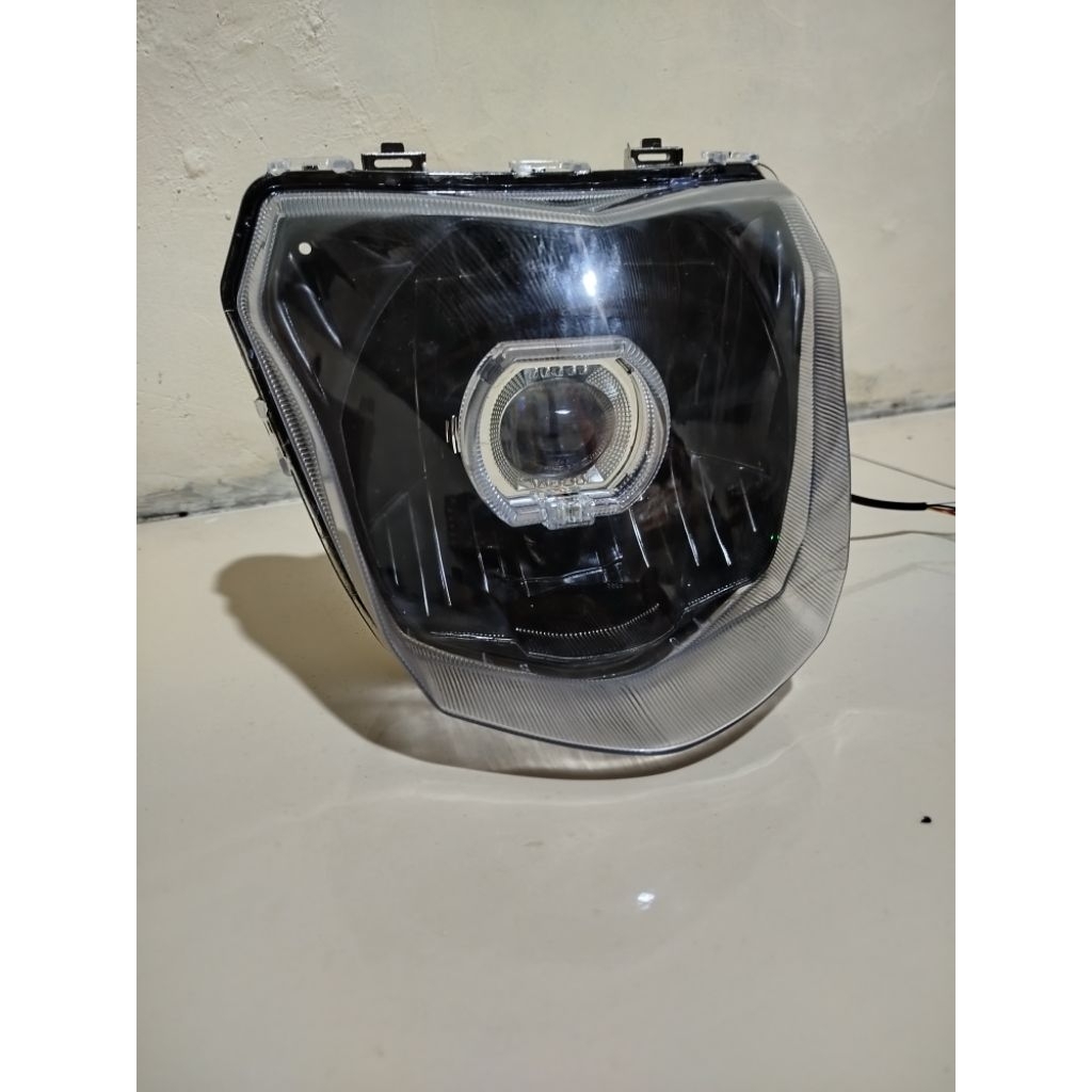 Headlamp Lampu Depan New Vixion Lighting 2013-2015 Plus Biled Ala Ala 3.5 Inchi Ring Putih Devil Mer