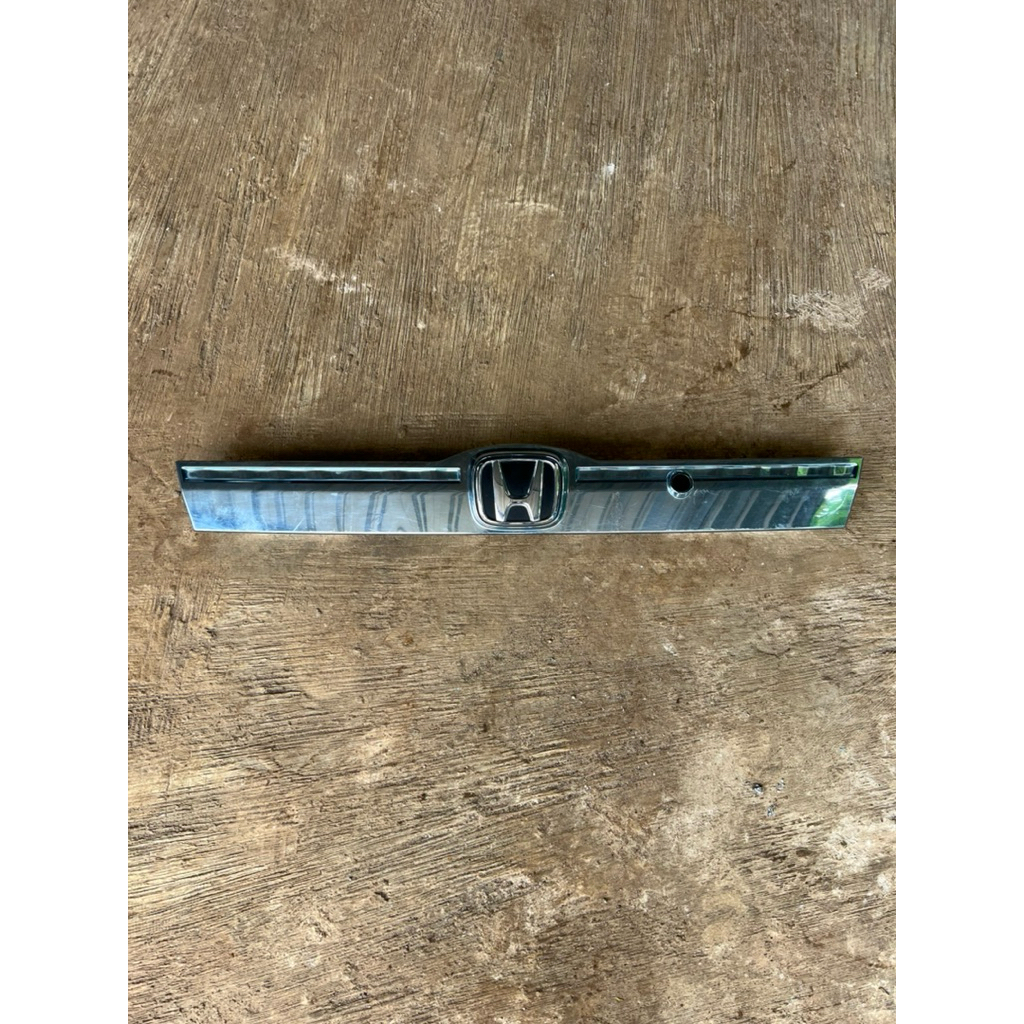 Trunk Lid Bagasi Garnish Bagasi Honda Jazz GE8 Hybrid Fit GP4 Hybrid Non Keyless 2008 2009 2011 2012