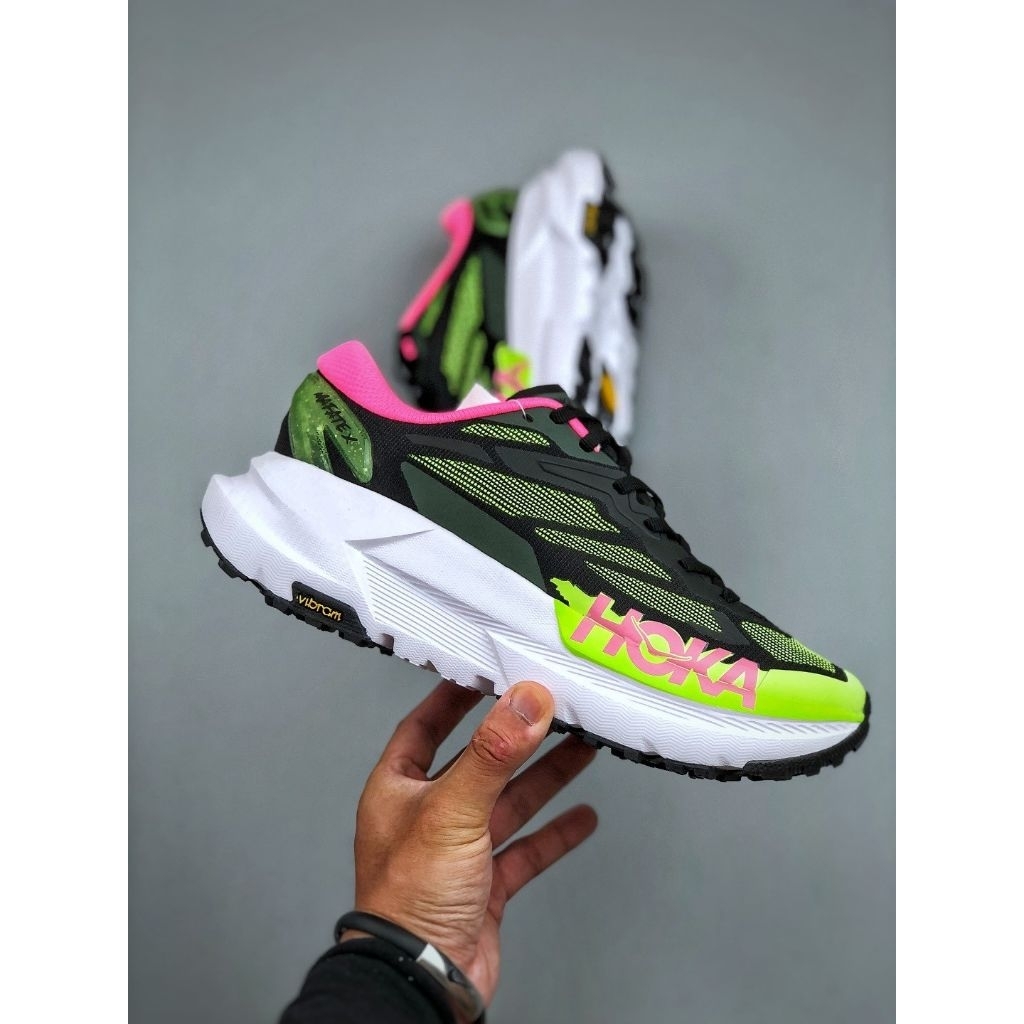 Sepatu Running Hoka One one Mafate X.