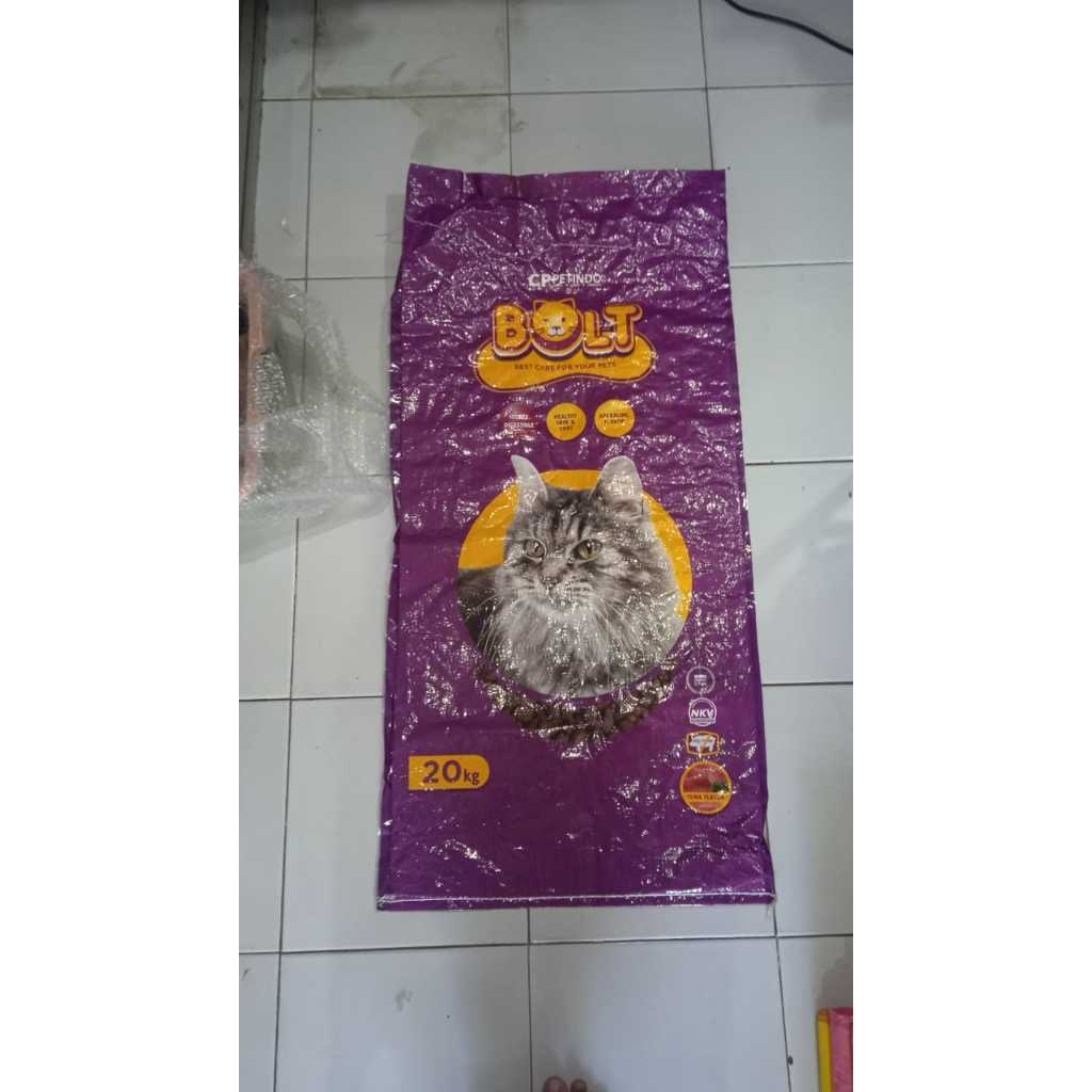 karung sak bekas makan kucing