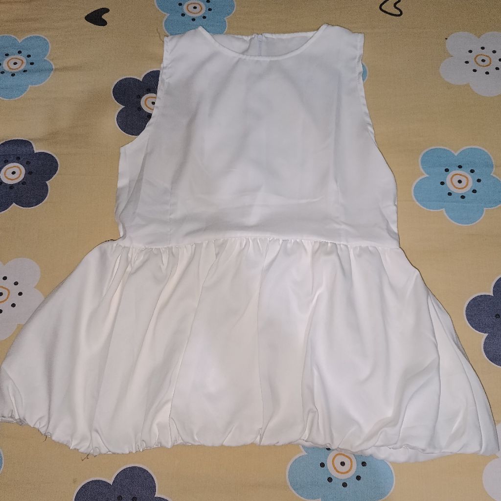 preloved ballon top, inner balon