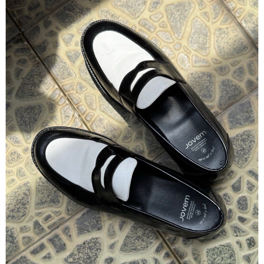 Jovem Loafers CO