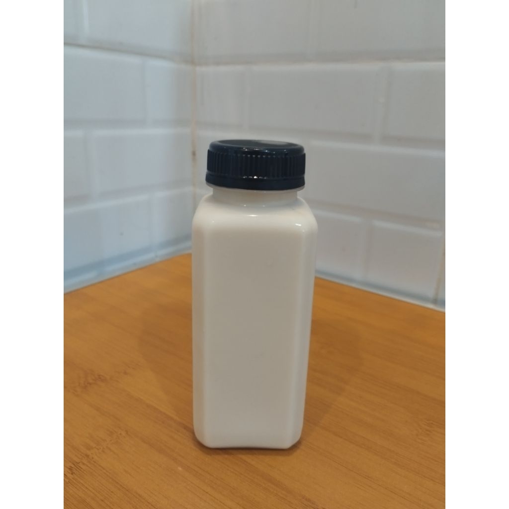 Susu Aren Kemasan Botol 250 ml