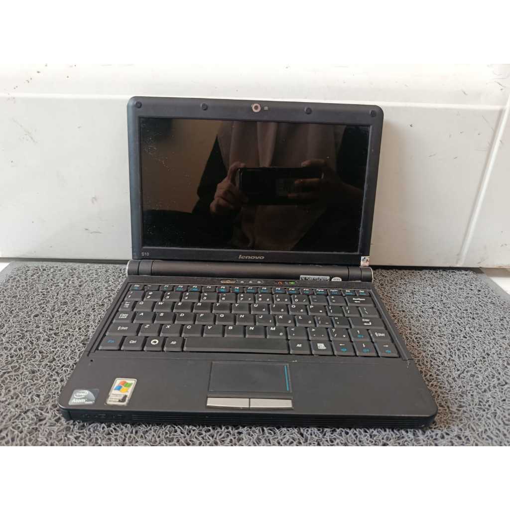 Laptop Lenovo  11G3G  Windows 7 Ultimate 32-bit  Processor Intel atom N270 1.6GHz Ram 2 GB  Penyimpa