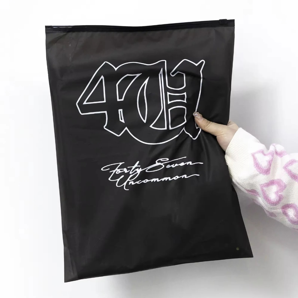 zipper hitam, zipper bag, zipper lock, bag organizer, travel pouch, ziplock custom, kemasan baju