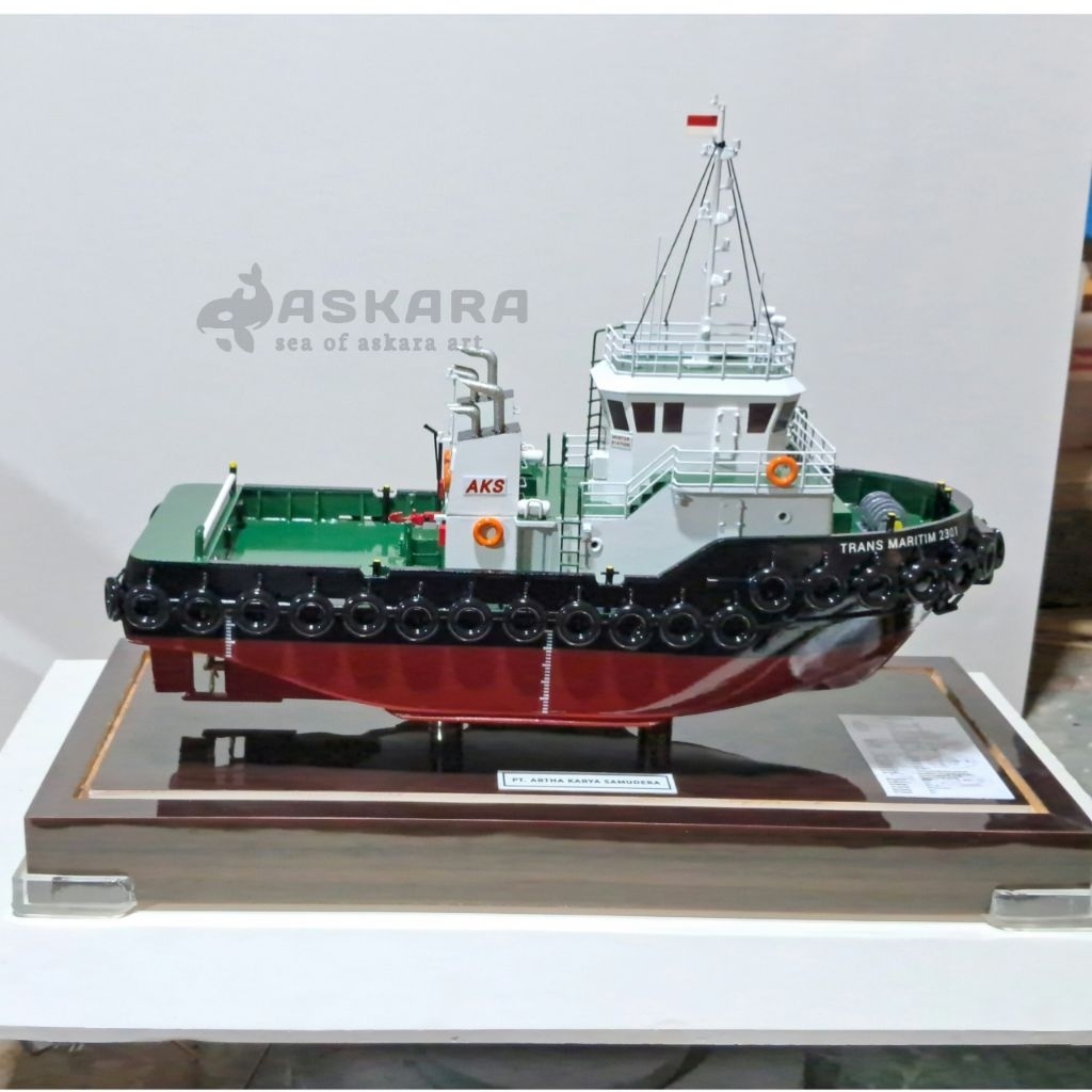Miniatur Kapal Tugboat Trans Maritim 30cm
