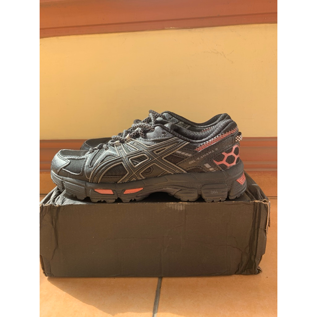 Sepatu Asics Gel Kahana 8