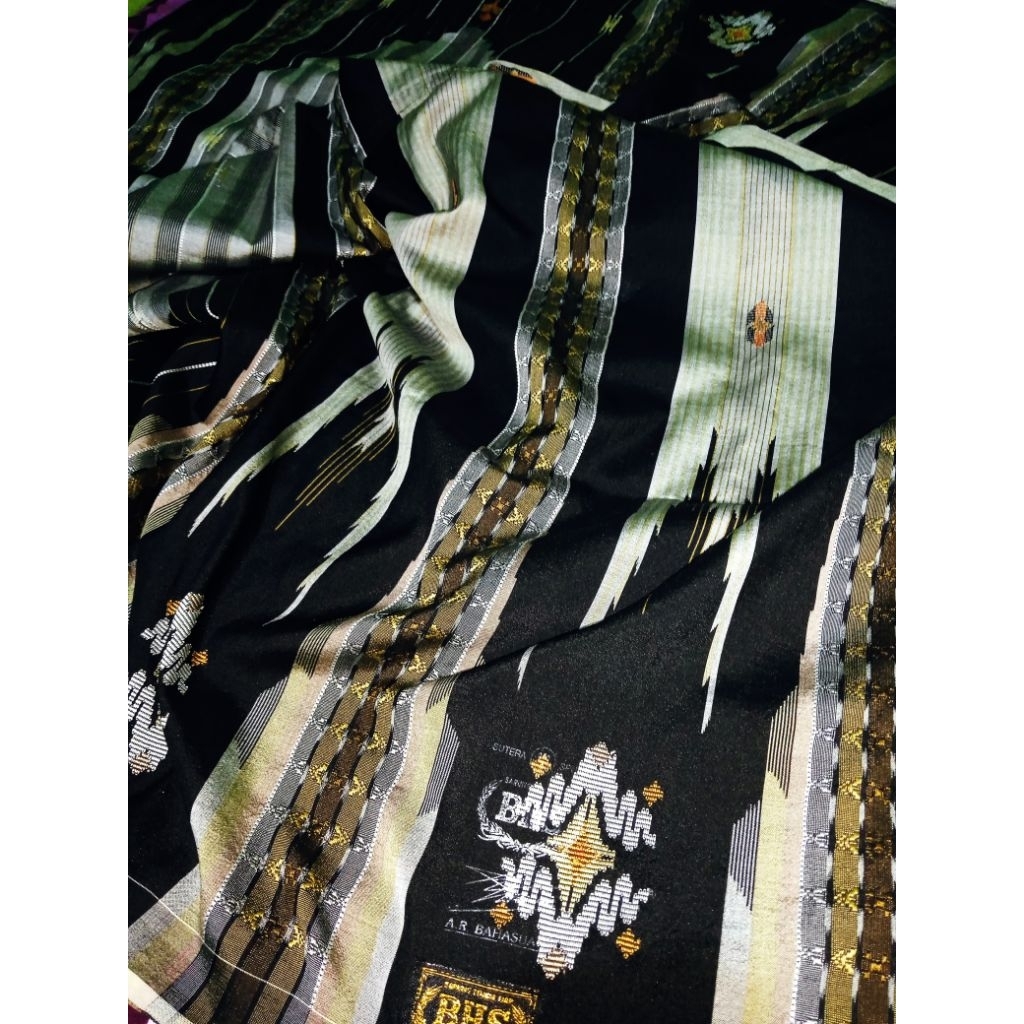 Sarung bhs sgt full sutra gold bleck (limited editions)