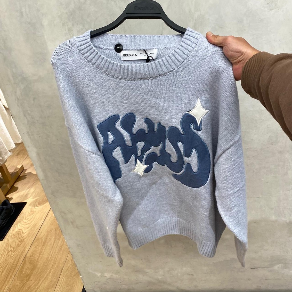 Jastipp. Sweater Knitwear Bershka (MAN)