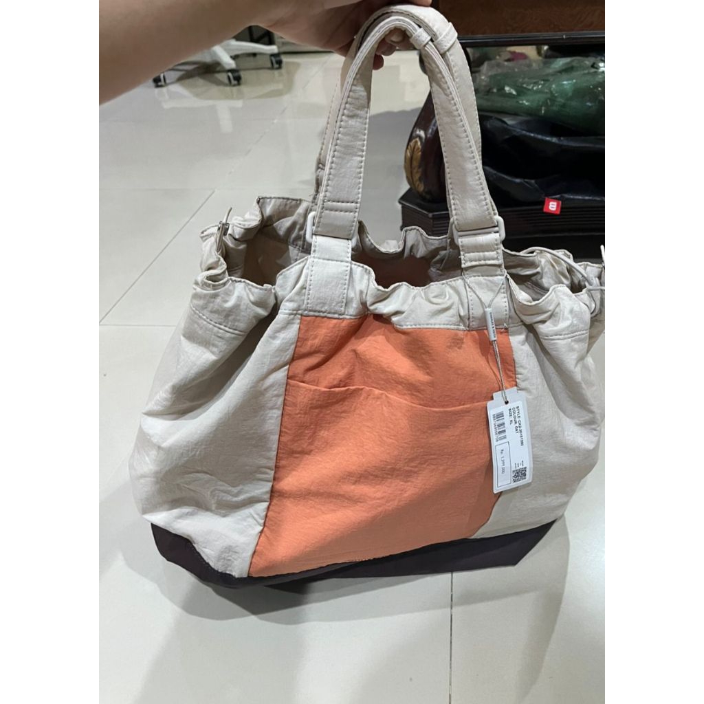 tas tote bag cnk preloved charles & keith